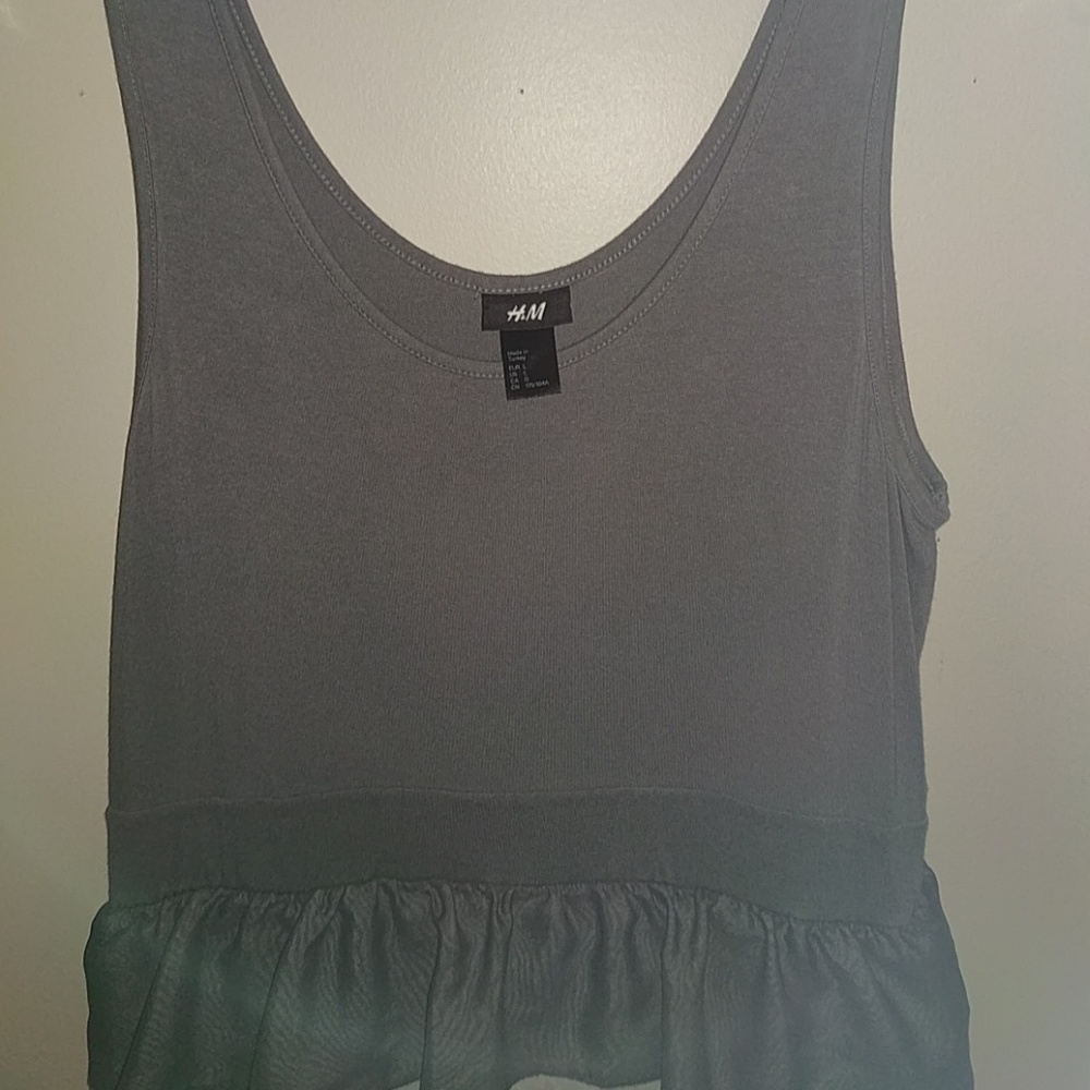 H&m grey shirt (Large)